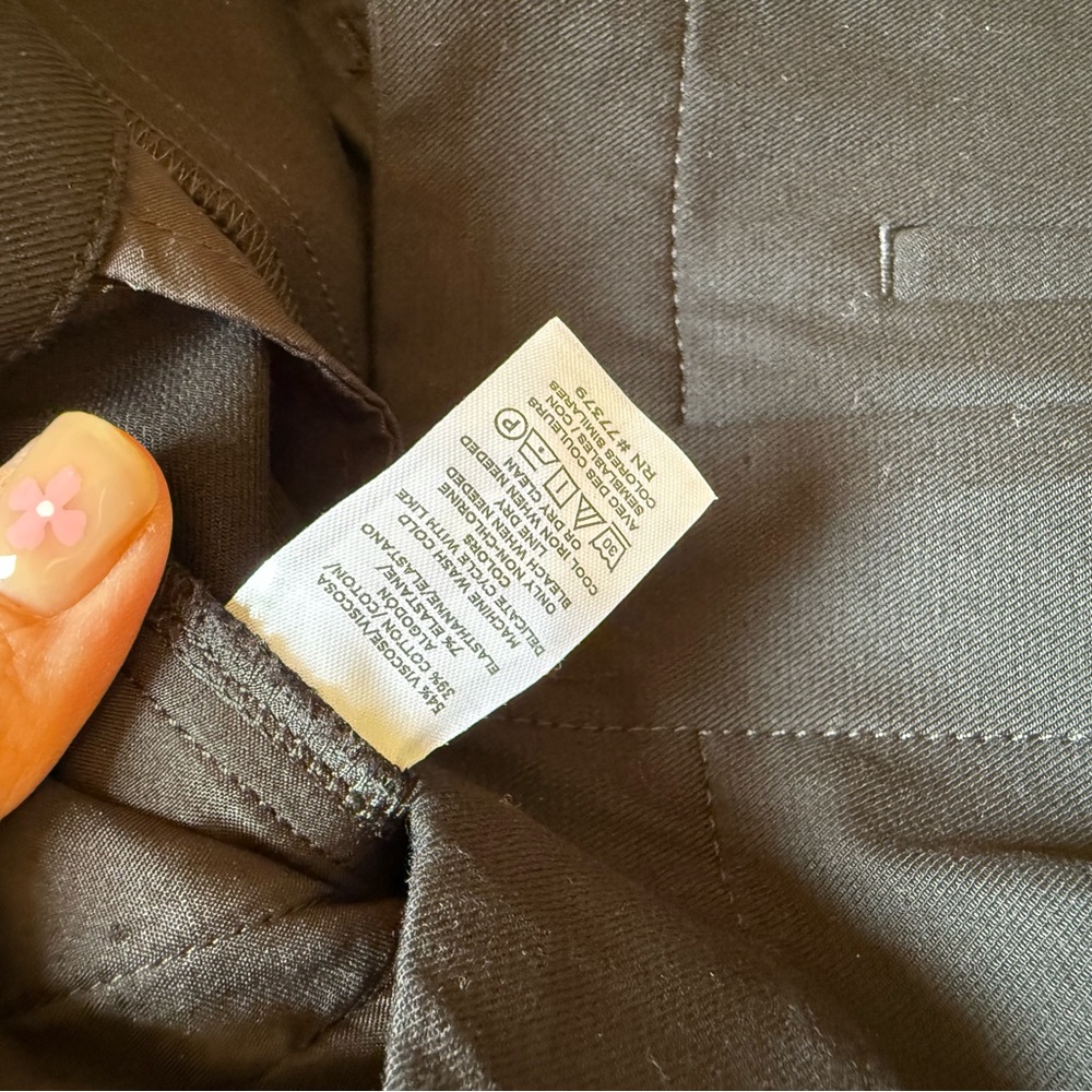 Ann Taylor Classic Black Wide-Leg Pants - Picture 7 of 7
